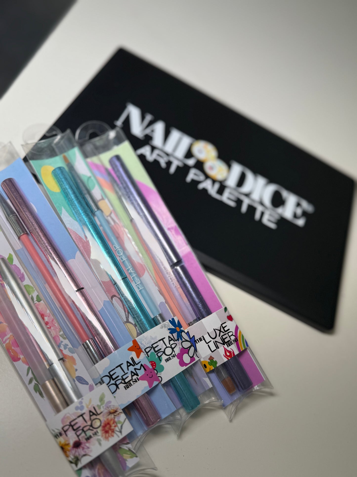 Nail Dice® Nail Art Palette and brush bundle